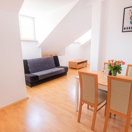 Apartamento Podwale Str Large Flat In The Heart Of Old Town Varsovia Exterior foto